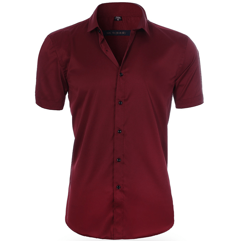 "Chemise infroissable élastique homme, blanche, manches longues, légère, respirante pour confort optimal."