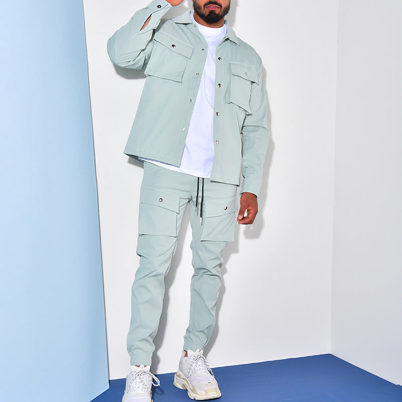 Costume homme 2 pièces, style moderne, coupe slim. Veste et pantalon assortis, look élégant et décontracté.
