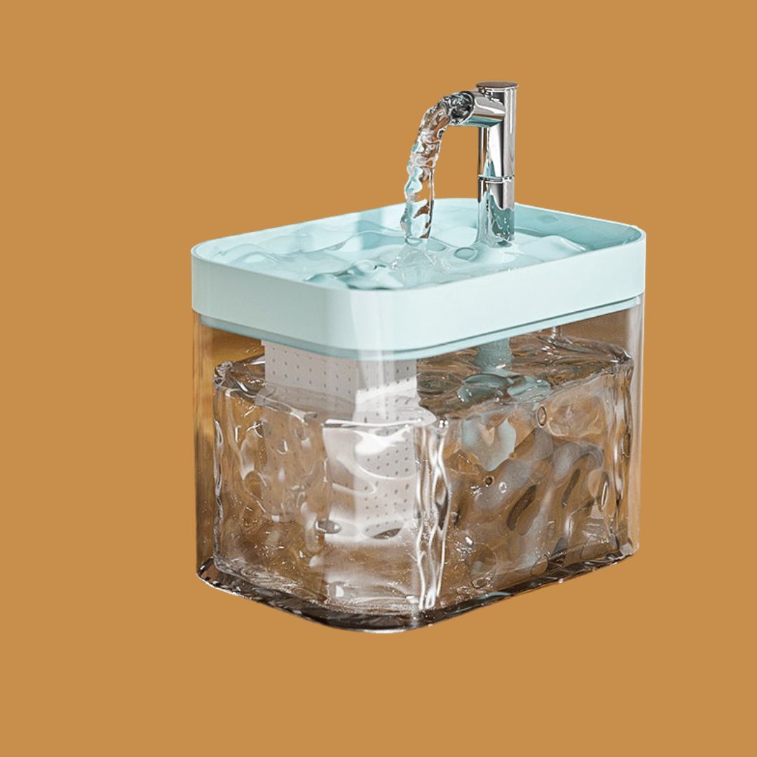 Fontaine à eau silencieuse pour animaux. Filtration intégrée. Design élégant et transparent, 1,5L.