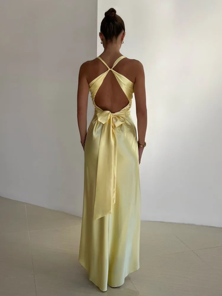 "Robe longue élégante A-line maxi sans manches, encolure en V, en satin, couleur sombre, pour événements spéciaux femmes"