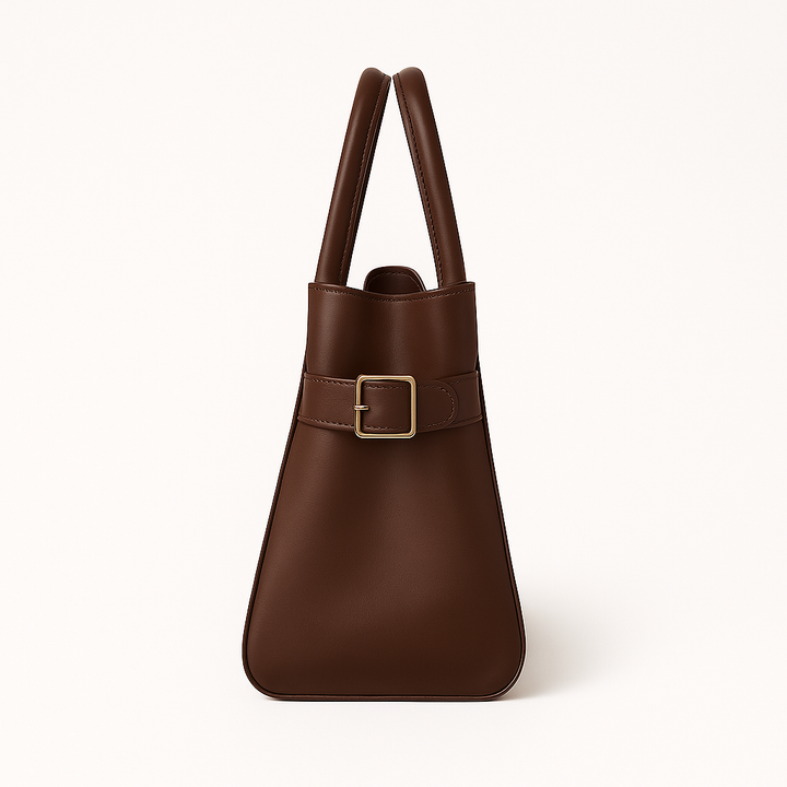 "Sac à main NOXA design minimaliste en cuir, vue avant, couleur noire; chic et structuré pour un style urbain et élégant."