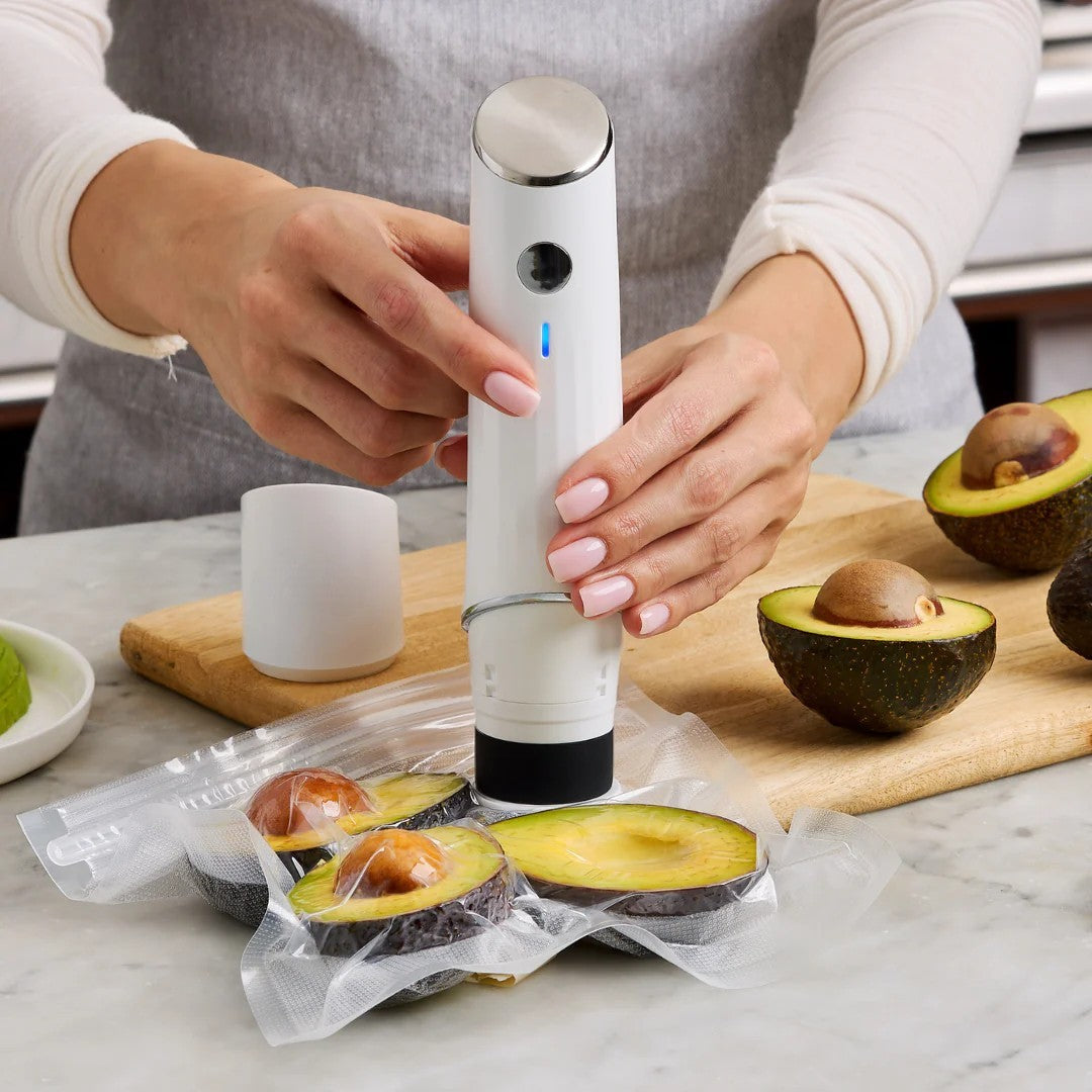 Appareil sous-vide compact Siolite pour conserver la fraîcheur des aliments et réduire le gaspillage alimentaire.