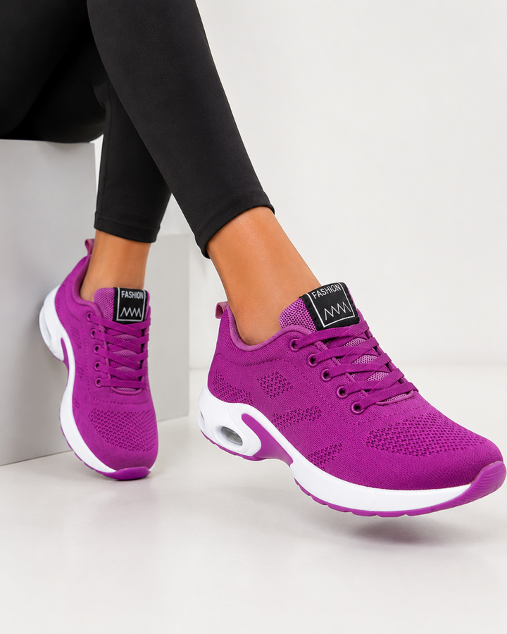 Chaussures orthopédiques femme, amorti et soutien pour activités quotidiennes.