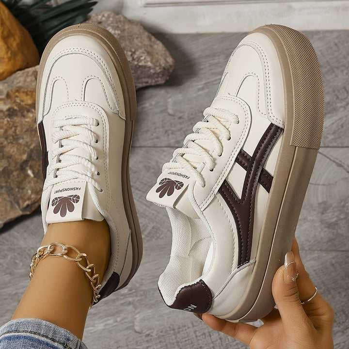 Mocassins orthopédiques femme, parfaits pour l'élégance et le confort. Soutien optimal pour les pieds sensibles toute la journée.
