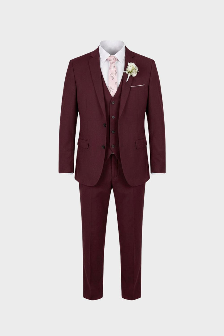 Gilet de costume homme, pièce essentielle d'un élégant ensemble 3 pièces complet.