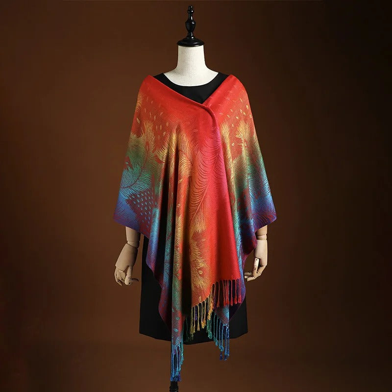 Femme portant une écharpe douce et chaude, ajoutant une touche d'élégance à son style hivernal.