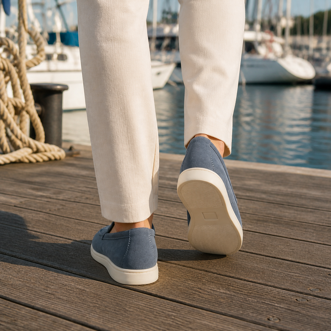 Mocassins homme bleu foncé, grande pointure, à enfiler, idéaux pour le quotidien.