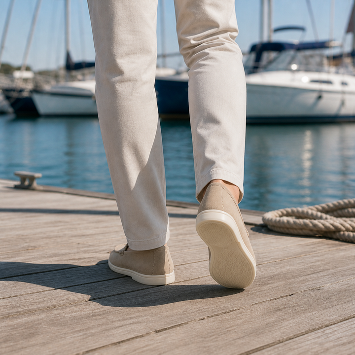 Chaussures mocassins homme noirs, confort et style, décontractés et tendance.