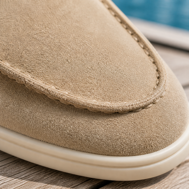 Mocassins homme kaki, à enfiler, polyvalents, pour un look élégant et décontracté.