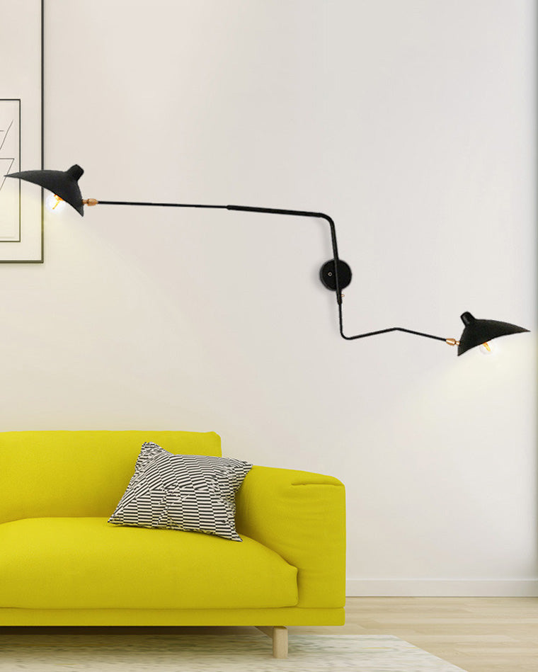 Applique murale articulée à double bras. Éclairage moderne et ajustable. Design minimaliste.