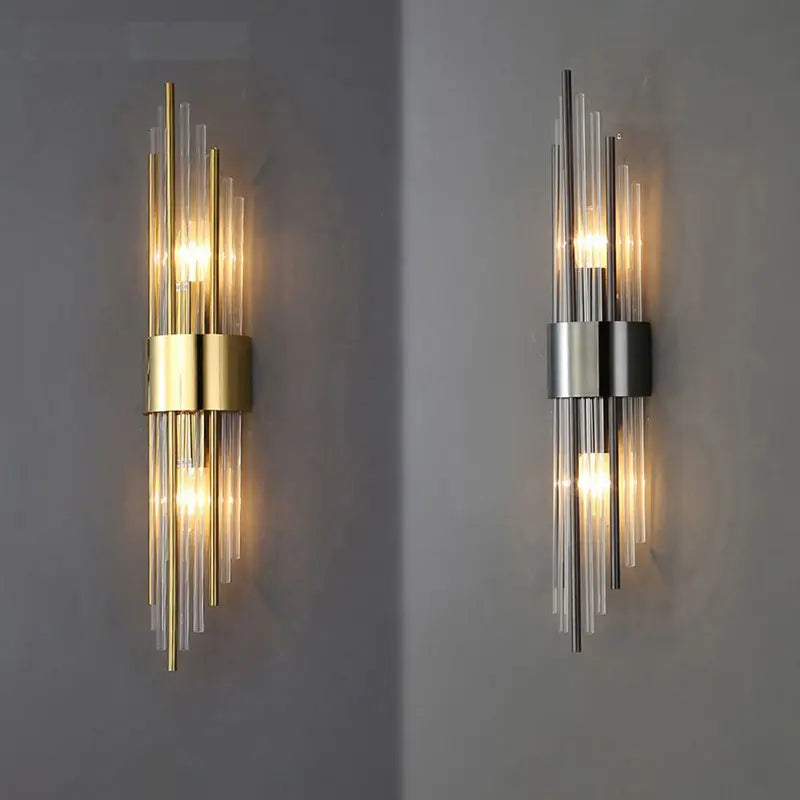 Applique murale LED design moderne.  Éclairage chambre élégant,  finitions dorée, noire ou blanche.