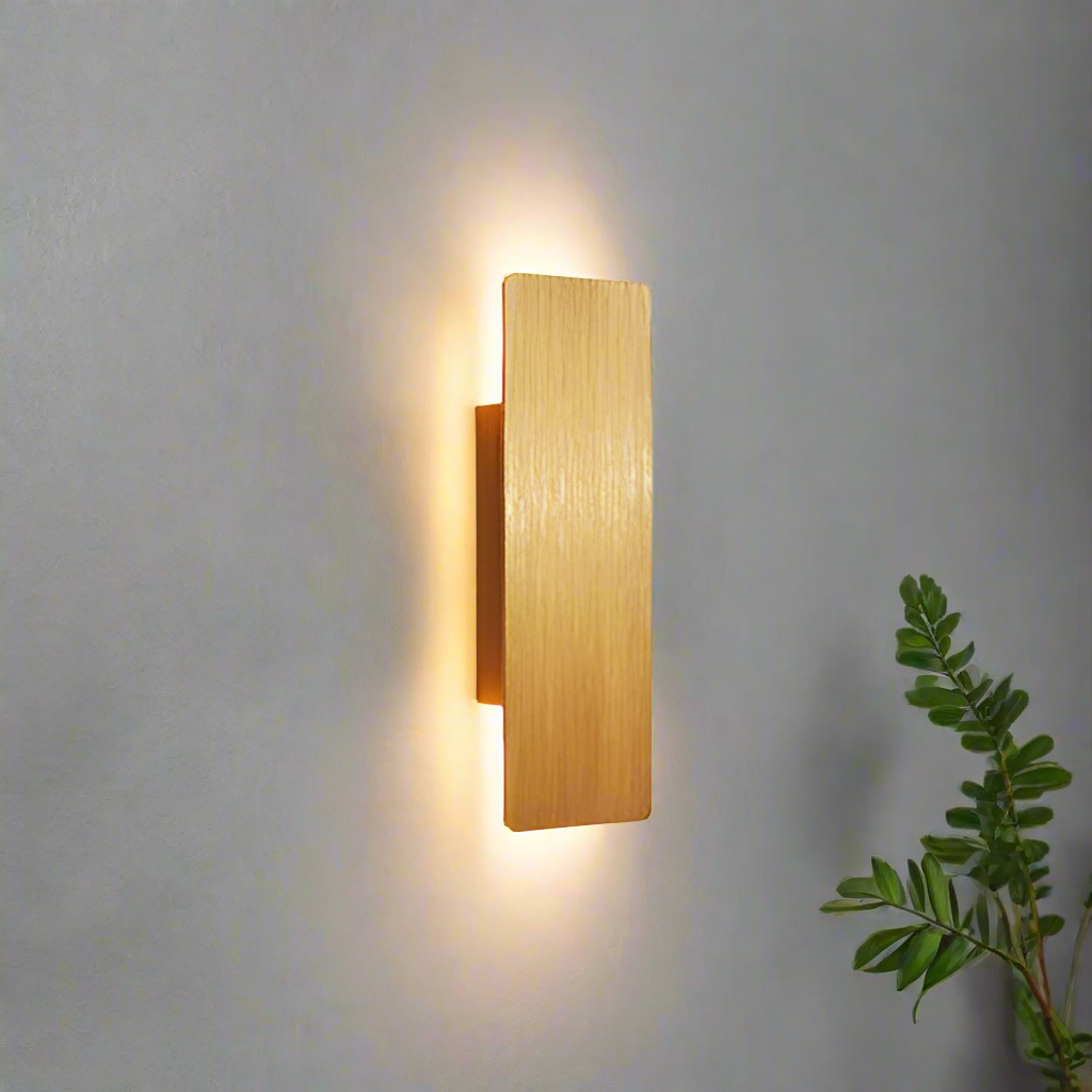 "Applique murale LED élégante en aluminium, éclairage bidirectionnel vers haut et bas, design épuré pour intérieur moderne."