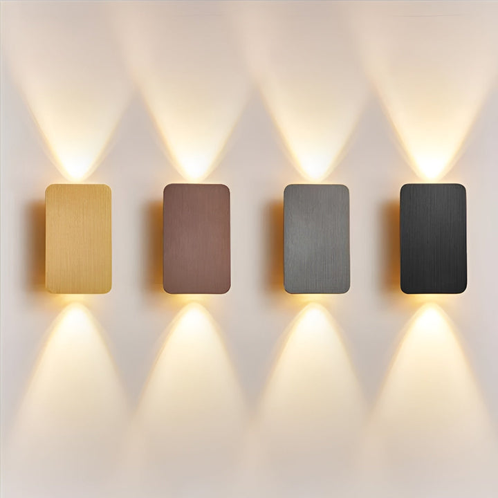 Applique murale LED minimaliste. Design élégant et moderne. Éclairage doux et homogène. Idéal salon, chambre.