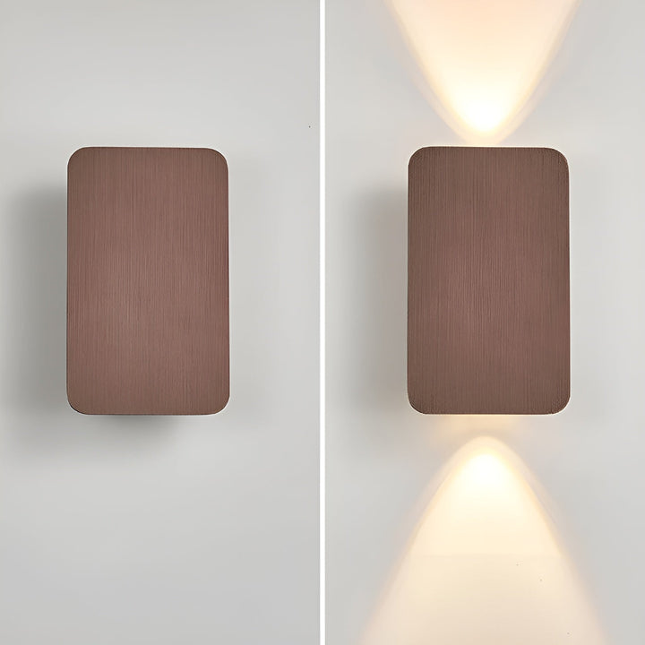 Applique murale LED minimaliste. Design élégant et moderne. Éclairage doux et homogène. Idéal salon, chambre.