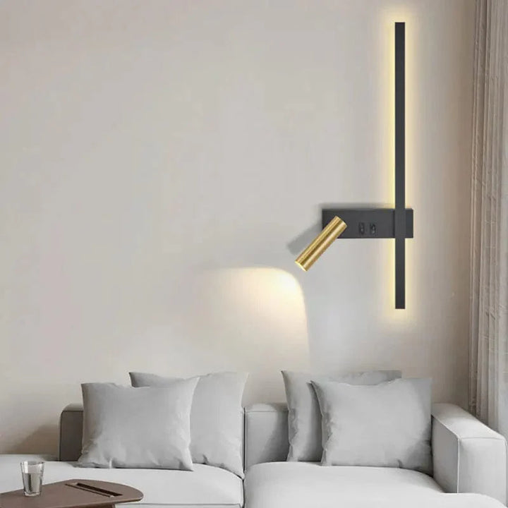 Applique murale LED moderne, lumière douce idéale pour la lecture. Design élégant, installation facile.
