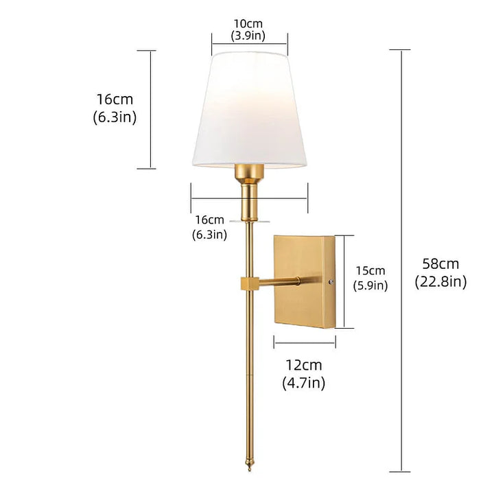"Applique murale sans fil élégante, rechargeable, design or, éclat subtil pour intérieur moderne."