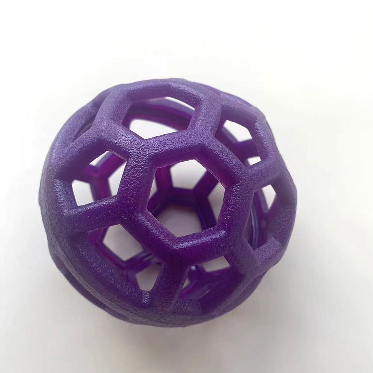 Balle interactive pour chien, durable et stimulante.  Favorise le reniflement et le jeu. Couleurs vives.