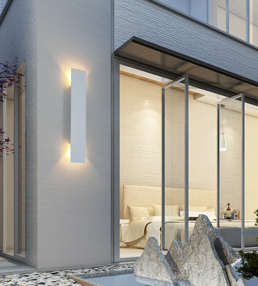 "Bande LED étanche pour mur, aluminium moderne, lumière chaude ou froide, protection IP65, écoénergétique extérieure"