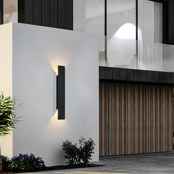 "Bande LED étanche pour mur, aluminium moderne, lumière chaude ou froide, protection IP65, écoénergétique extérieure"