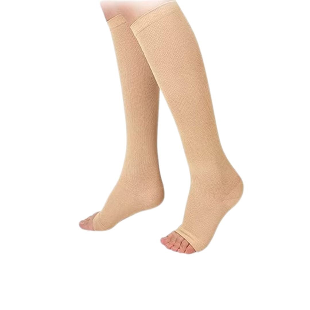 "Bas de compression courts noirs élégants pour améliorer la circulation, parfaits pour sport et journées actives."