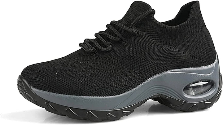Baskets femme sportives décontractées en maille respirante, avec un design léger et confortable.