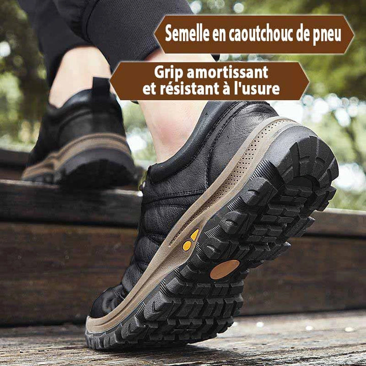 Baskets en cuir marron pour hommes, offrant un design décontracté et un grand confort toute la journée.