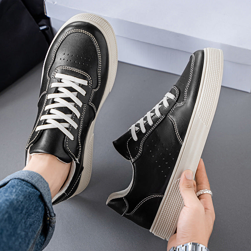 Baskets décontractées hommes avec tige respirante et semelle confortable pour un look urbain moderne.