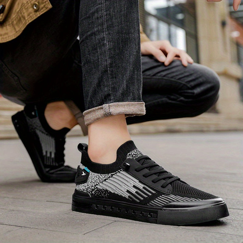 Baskets décontractées grises pour hommes, chaussures à lacets, confortables et polyvalentes pour le style quotidien.