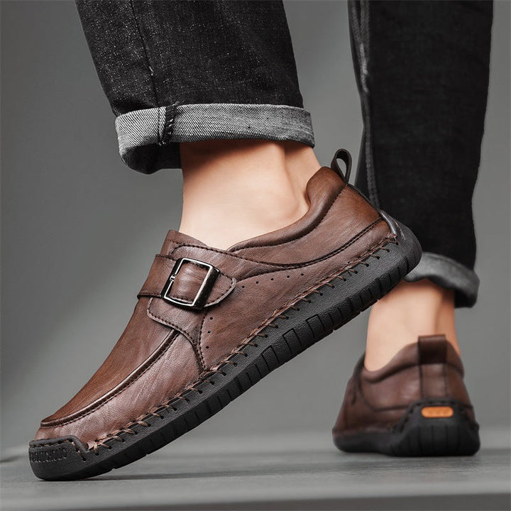 Baskets hommes mode masculine, design urbain décontracté, pour un style impeccable et un confort durable.