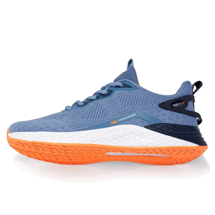 Paire de baskets homme décontractées, légères et très confortables pour un usage polyvalent.