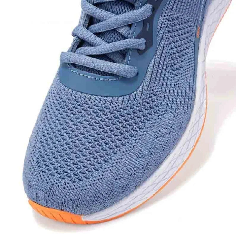 Baskets respirantes homme, parfaites pour la course à pied et les activités sportives légères.