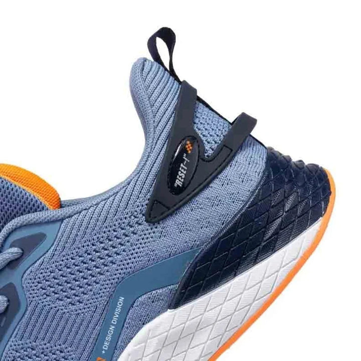 Chaussures de running homme légères avec excellent amorti, confortables pour longues distances.
