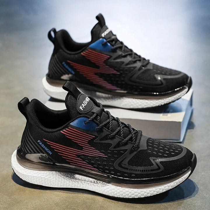Gros plan baskets de sport homme, détails plateforme et tissu respirant.
