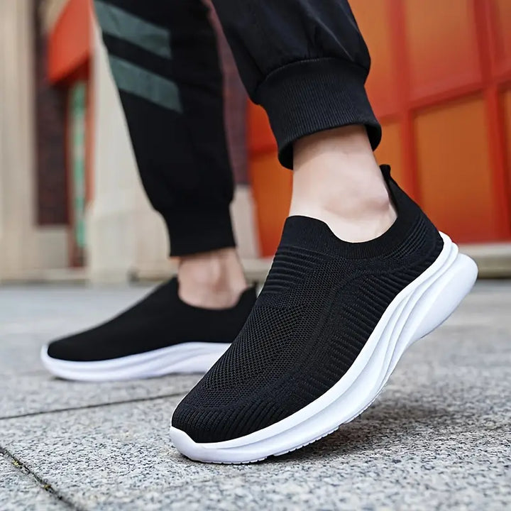 Chaussures de marche hommes sans lacets, respirantes, avec amorti et semelle antidérapante.