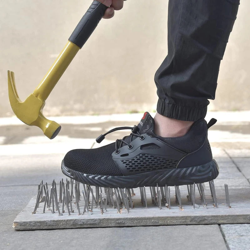 Chaussures de sécurité indestructibles et respirantes, offrant une protection anti-choc et anti-perforation.