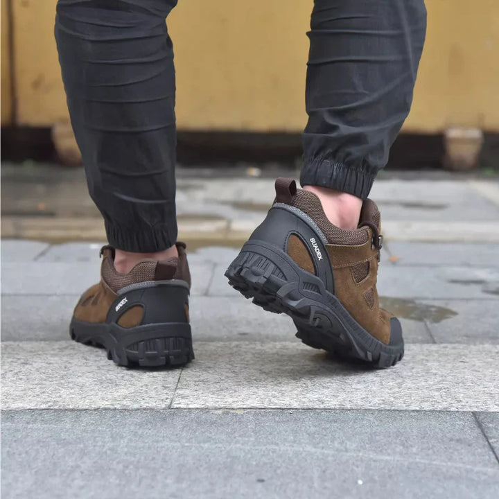 Baskets de sécurité confortables, légères et durables. Parfaites pour longues heures de travail.