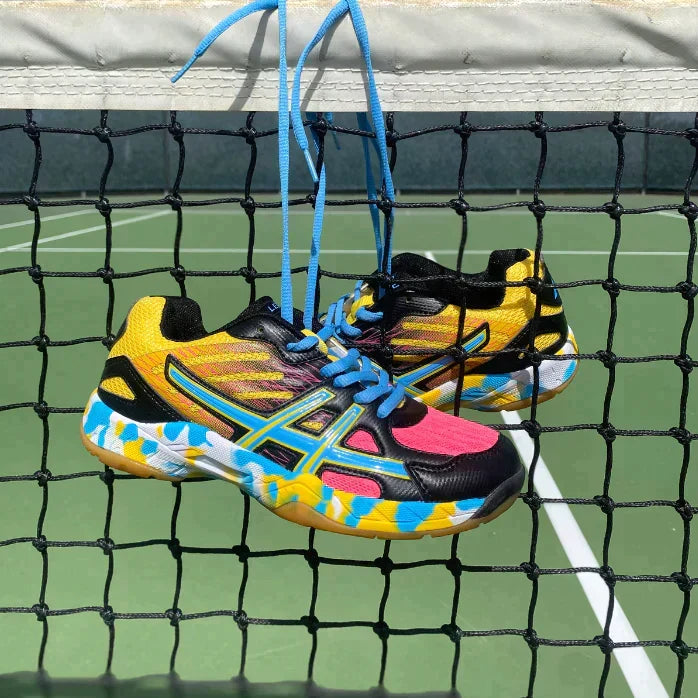Chaussures sport femmes Samira ultra-confortables, disponibles en rose, blanc et noir, pour un style actif.