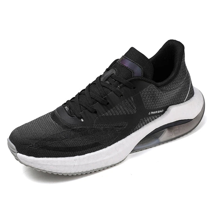 Chaussures de sport polyvalentes, légères et très respirantes pour un confort optimal et durable.