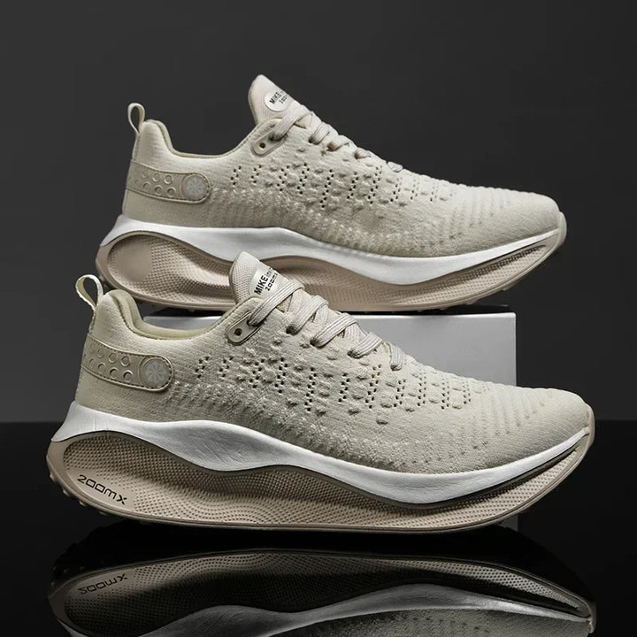 Baskets running légères et respirantes, idéales pour sportifs hommes et femmes cherchant performance.