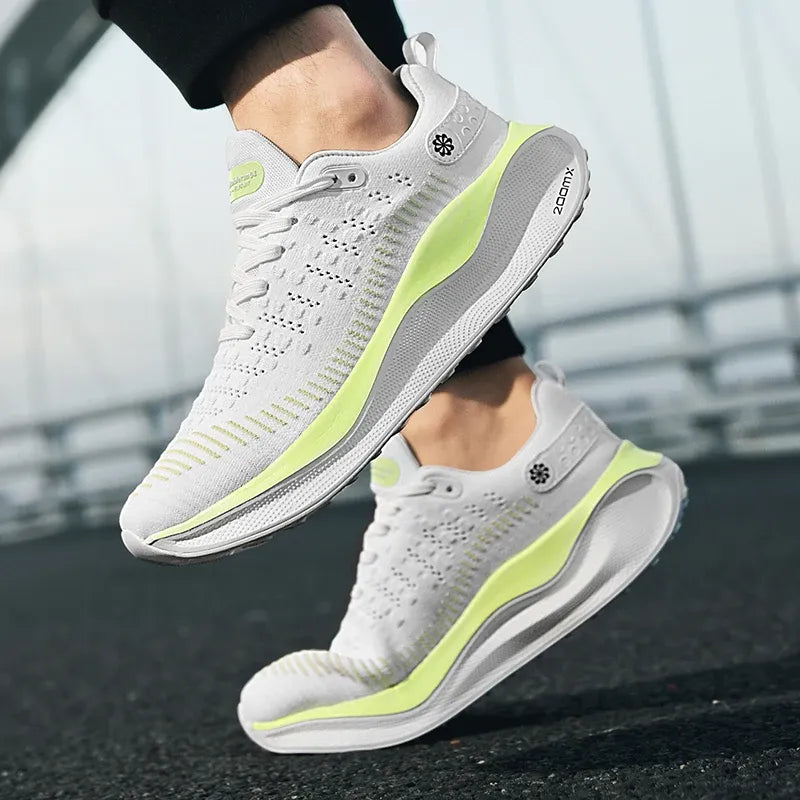Baskets de sport unisexes ultra-confortables, avec amorti et respirabilité pour toutes activités physiques.