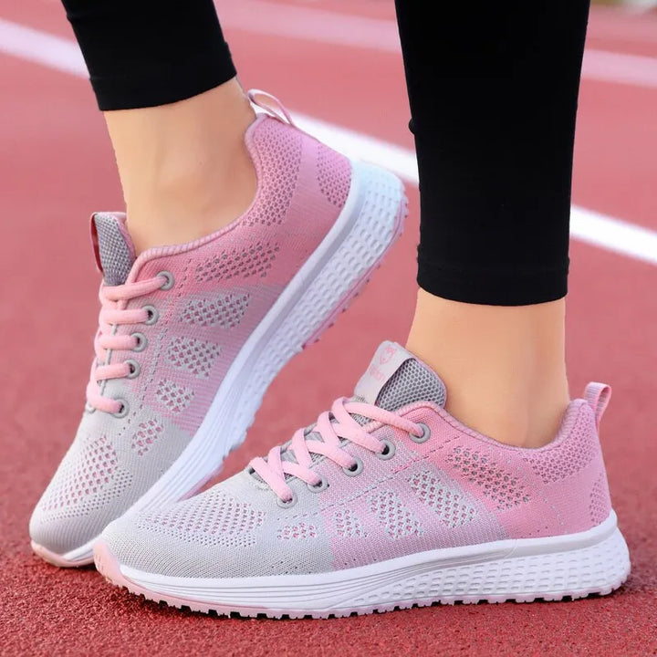 Baskets sportives unisexes polyvalentes, légères et confortables, parfaites pour le running ou le style décontracté.