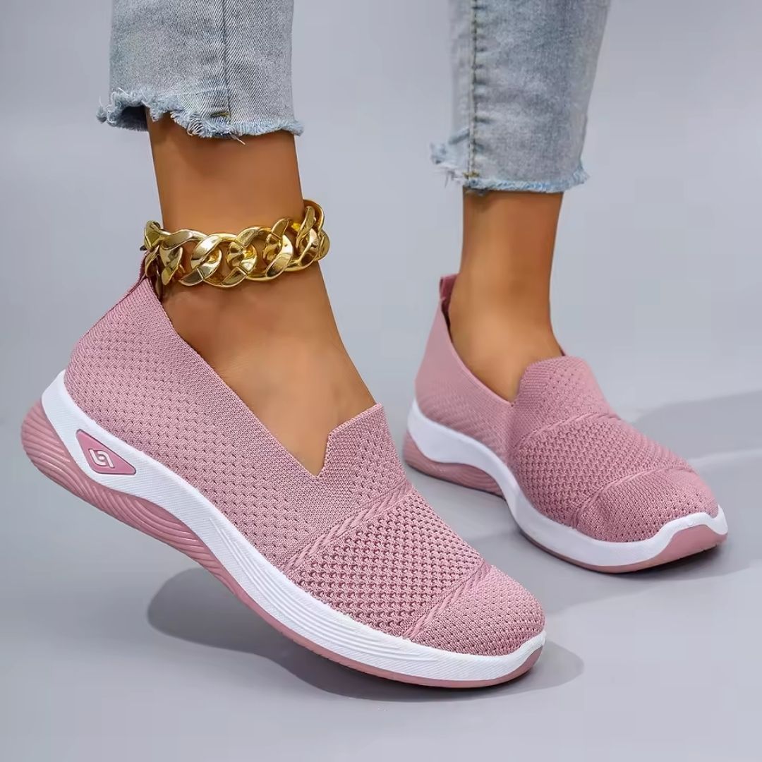 "Baskets femme confort orthopédique, design élégant, couleurs variées, pour marches prolongées."