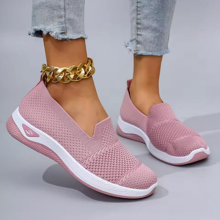 "Baskets femme confort orthopédique, design élégant, couleurs variées, pour marches prolongées."