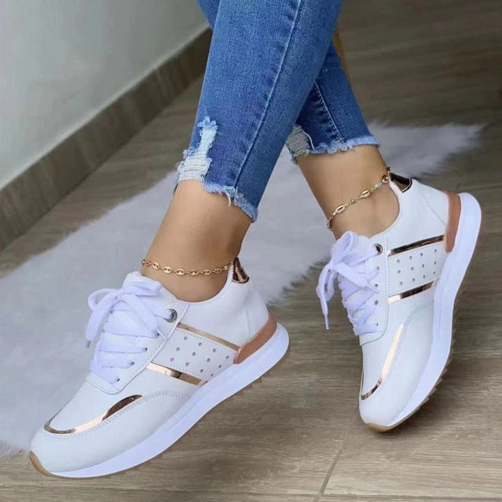 Baskets femme confortables et respirantes. Design élégant et polyvalent, parfait pour le quotidien.
