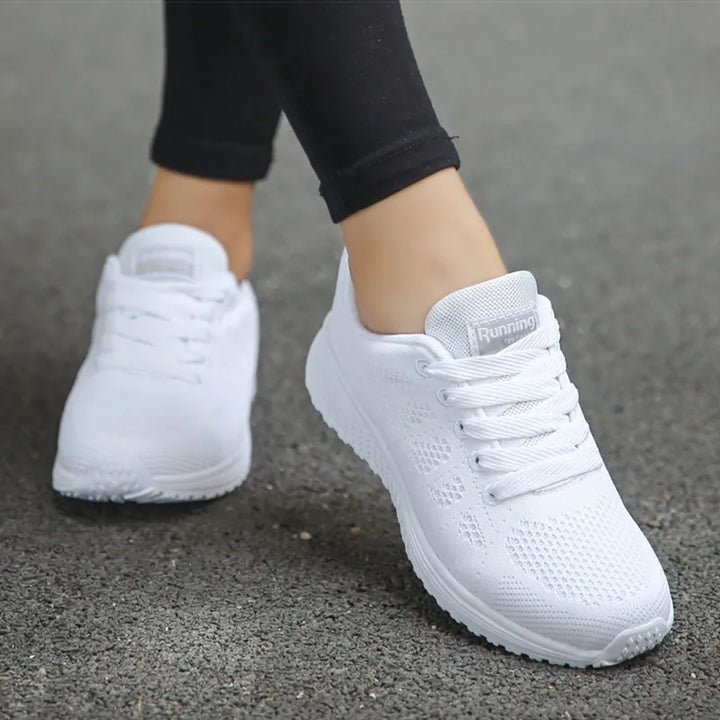 Baskets femme confortables, parfaites pour la course, la marche et l'activité sportive, avec excellent amorti.