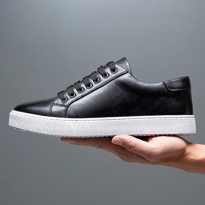 Baskets homme en cuir, style élégant et confortable.  Design intemporel, cuir premium.