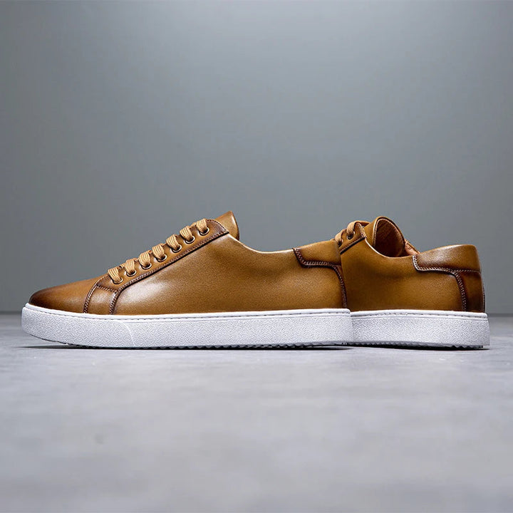 Baskets homme en cuir, style élégant et confortable.  Design intemporel, cuir premium.