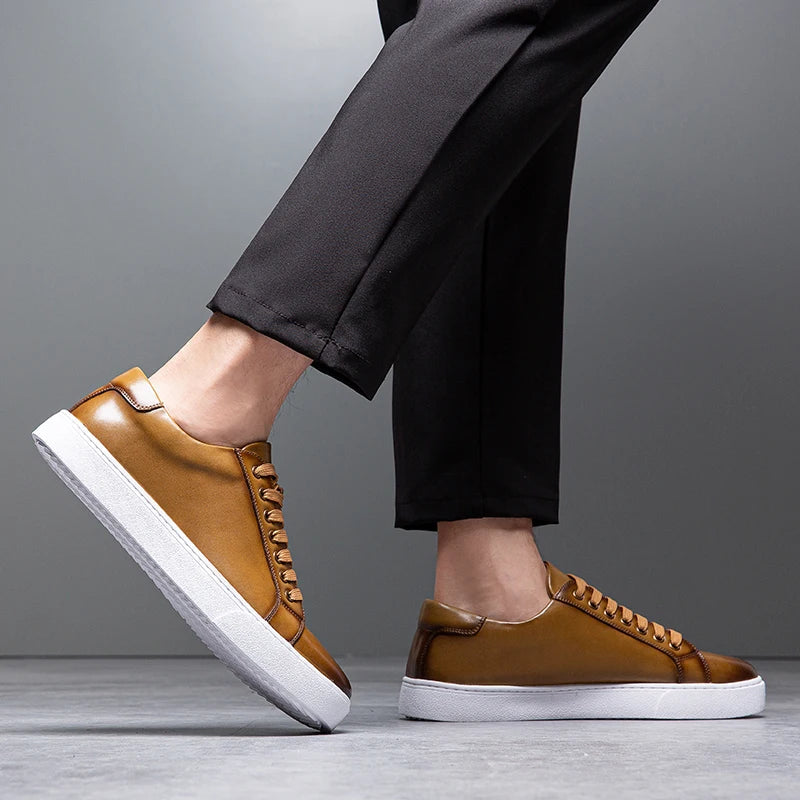 Baskets homme en cuir, style élégant et confortable.  Design intemporel, cuir premium.
