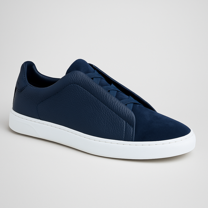 "Baskets homme premium confort moderne, design épuré, polyvalentes, idéales pour style quotidien, accent noir et blanc."