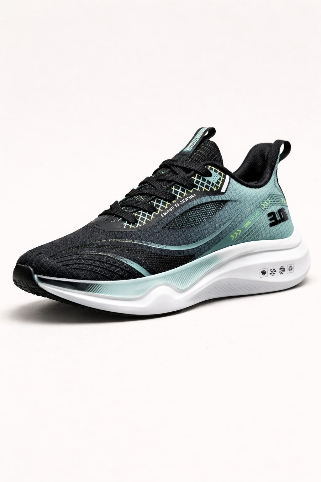 Chaussures sport homme respirantes avec semelle épaisse antidérapante, idéales pour le style quotidien.